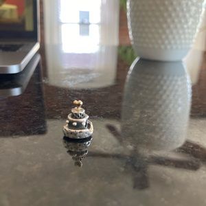 Pandora 14k gold birthday cake charm